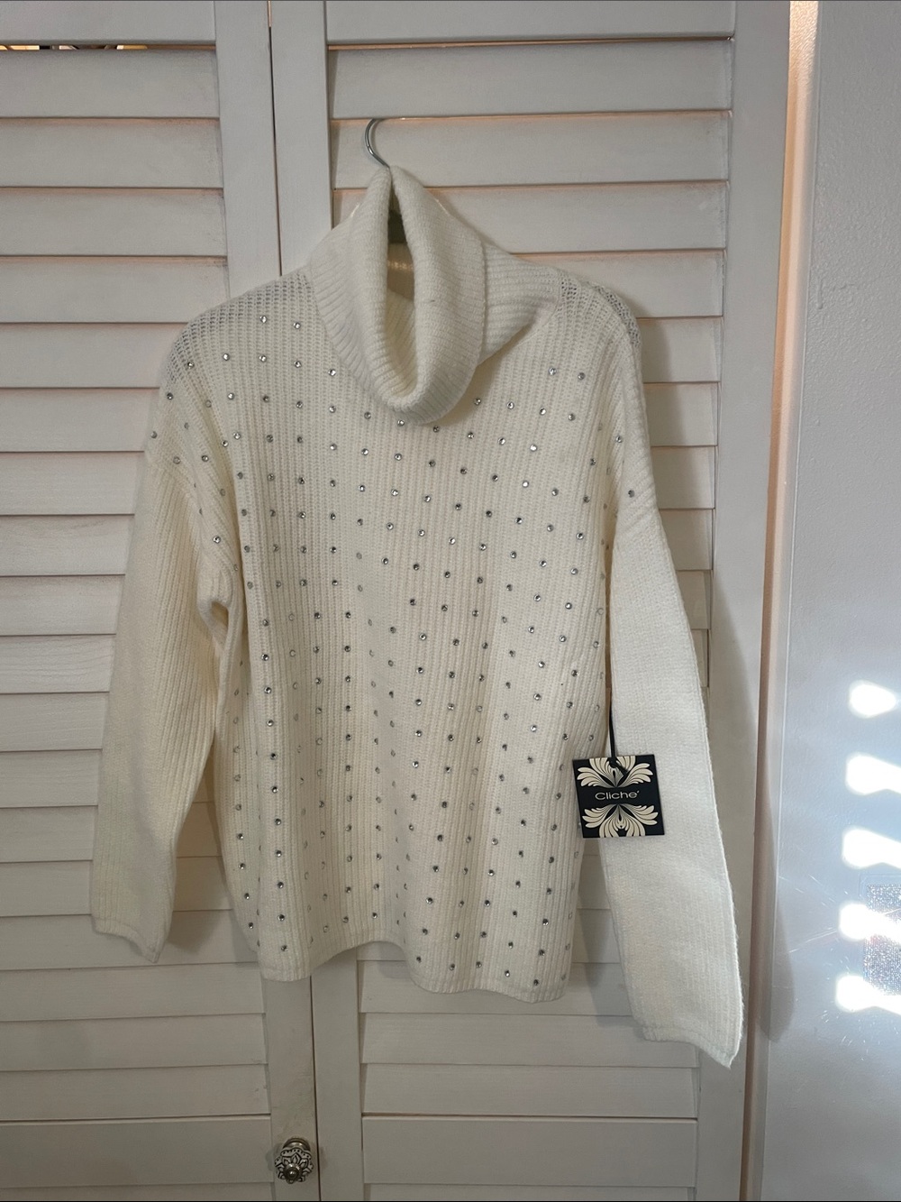 Ladies Boyfriend Oversized Embellished Ivory Turtleneck Sweater size Medium